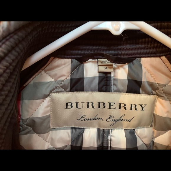 Burberry Puffer Jacket - Picture 3 of 5